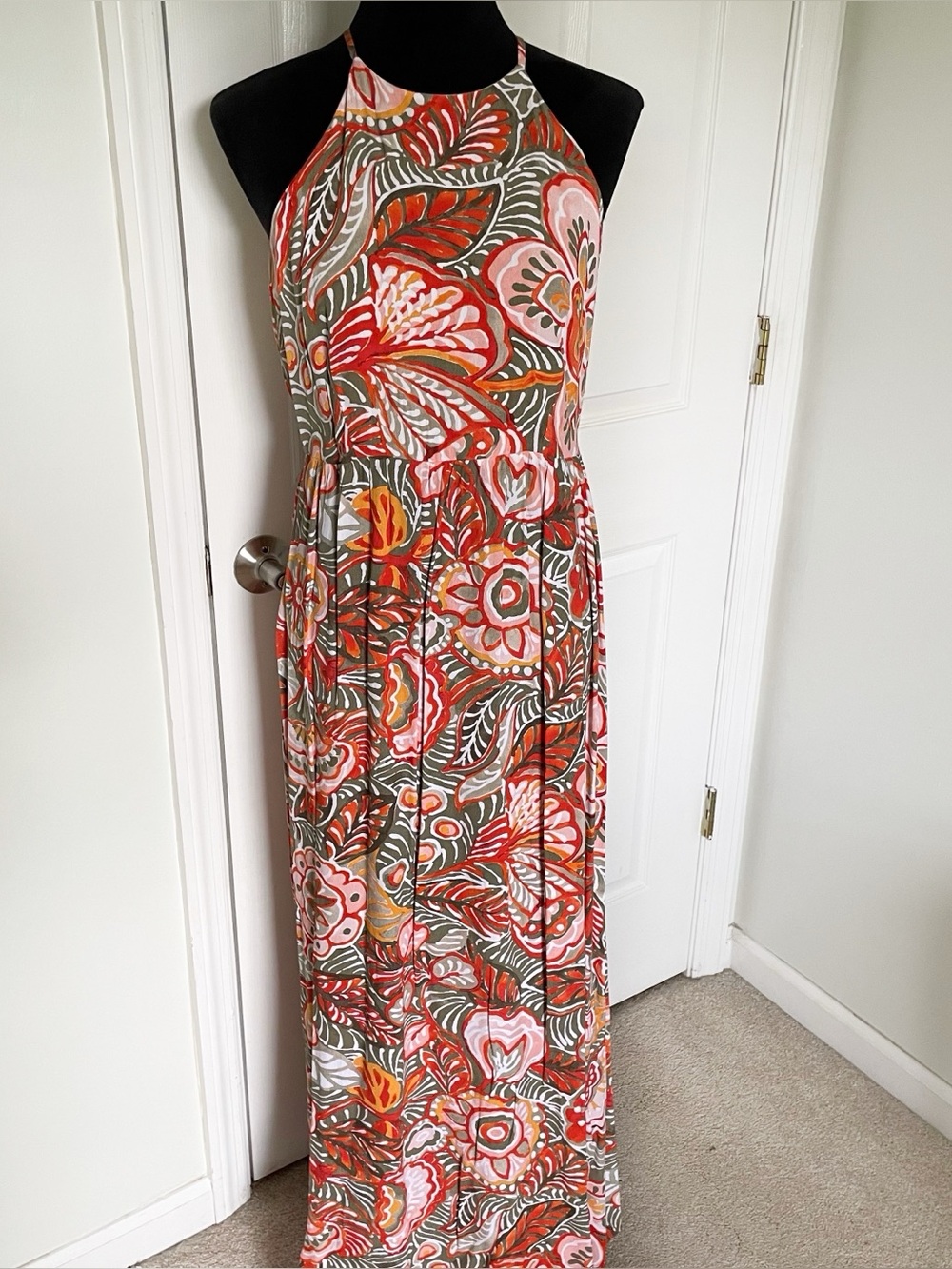 NWT LOFT Leaf Floral Maxi Dress M